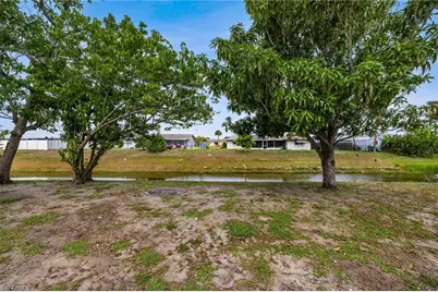 212 Jayview Ave, Lehigh Acres, FL 33936 - Photo 41