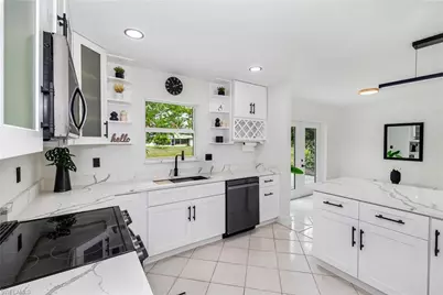 212 Jayview Ave, Lehigh Acres, FL 33936 - Photo 7