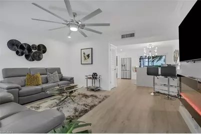 788 Park Shore Dr #E14, Naples, FL 34103 - Photo 3