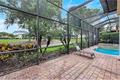 9002 Shenendoah Cir, Naples, FL 34113 - Photo 33