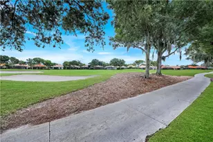 9002 Shenendoah Cir, Naples, FL 34113 - Photo 43
