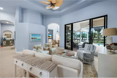 9002 Shenendoah Cir, Naples, FL 34113 - Photo 3