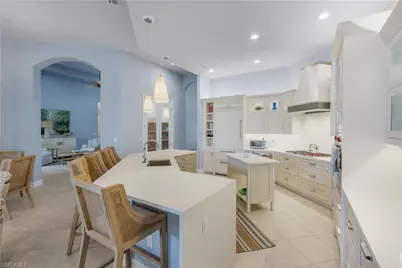 9002 Shenendoah Cir, Naples, FL 34113 - Photo 9