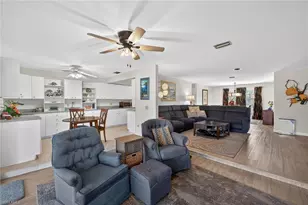 3848 SE 7th Pl, Cape Coral, FL 33904 - Photo 5