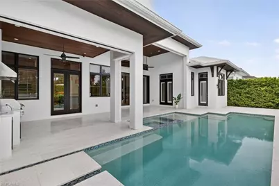 2140 Tarpon Rd, Naples, FL 34102 - Photo 3