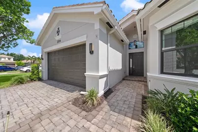 3264 Pacific Dr, Naples, FL 34119 - Photo 5