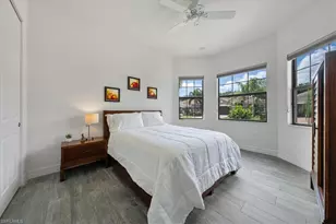 3264 Pacific Dr, Naples, FL 34119 - Photo 9