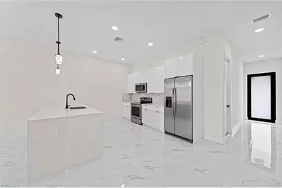 1812/1814 NE 8th Pl, Cape Coral, FL 33909 - Photo 11