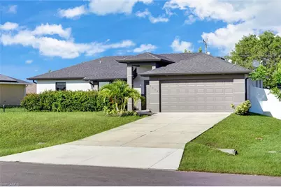 1317 NE 4th Pl, Cape Coral, FL 33909 - Photo 3