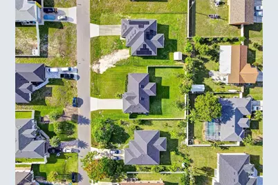 1317 NE 4th Pl, Cape Coral, FL 33909 - Photo 45