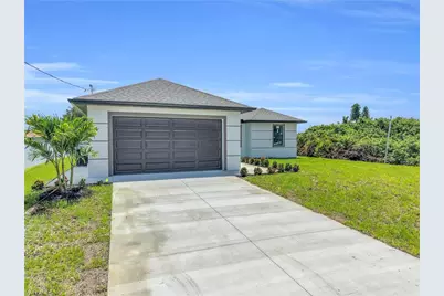 1032 Cavanagh Ave, Lehigh Acres, FL 33971 - Photo 5