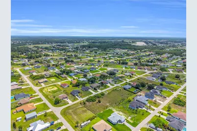 1032 Cavanagh Ave, Lehigh Acres, FL 33971 - Photo 11