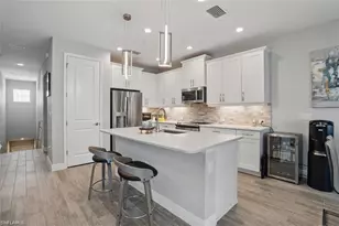 2567 Seychelles Dr, Naples, FL 34112 - Photo 7