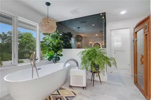 5160 Crayton Pl S, Naples, FL 34103 - Photo 13
