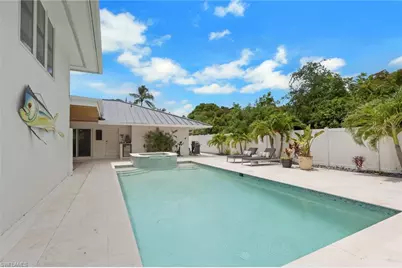 5160 Crayton Pl S, Naples, FL 34103 - Photo 3