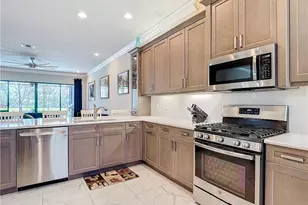 4310 Aurora St, Naples, FL 34119 - Photo 17