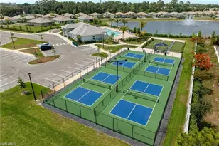 299 Tamarindo Ln, Naples, FL 34114 - Photo 33