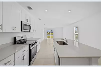 4102 San Felice Ln, North Fort Myers, FL 33917 - Photo 5
