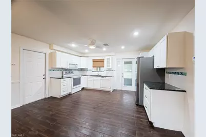 7425 Galloway Rd, Weeki Wachee, FL 34613 - Photo 3