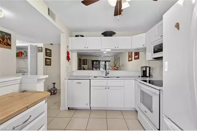5725 Foxlake Dr #5, North Fort Myers, FL 33917 - Photo 7