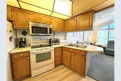 4701 Mayflower Way W, Estero, FL 33928 - Photo 17