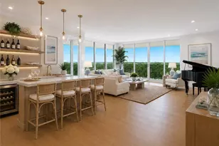 425 Cove Tower Dr, Naples, FL 34110 - Photo 5