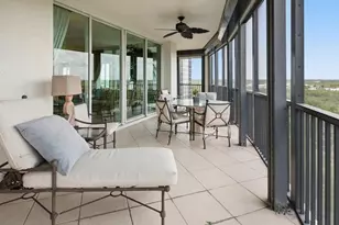 425 Cove Tower Dr, Naples, FL 34110 - Photo 23