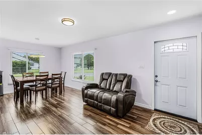 34 Hamlin Ct, Lehigh Acres, FL 33936 - Photo 9