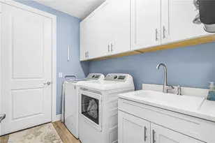2488 Breakwater Wy, Naples, FL 34112 - Photo 17