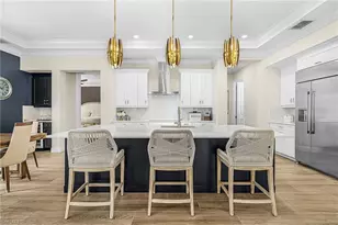 2488 Breakwater Wy, Naples, FL 34112 - Photo 7