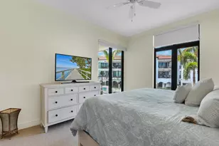 1490 5th Ave S, Naples, FL 34102 - Photo 19