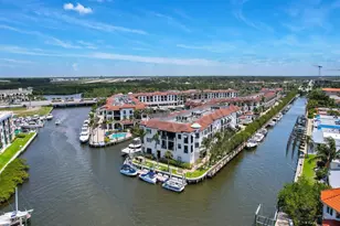 1490 5th Ave S, Naples, FL 34102 - Photo 31