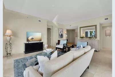 1490 5th Ave S #200A, Naples, FL 34102 - Photo 5