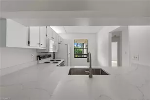 9265 Lake Park Dr, Fort Myers, FL 33919 - Photo 25