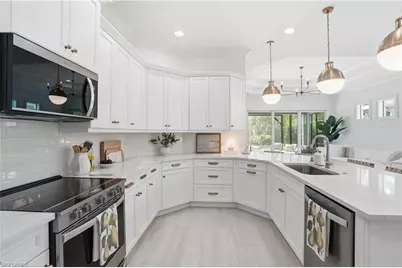 8905 Yucatan Ct, Naples, FL 34112 - Photo 9