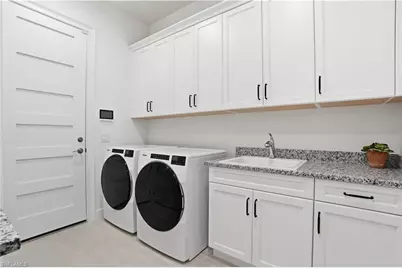 8905 Yucatan Ct, Naples, FL 34112 - Photo 35