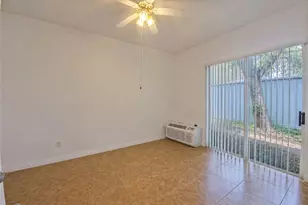 4426 St Georges Ct, Kissimmee, FL 34746 - Photo 11