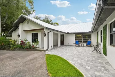 4980 Tamarind Ridge Dr, Naples, FL 34119 - Photo 5