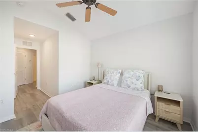 1058 Albany Ct, Naples, FL 34105 - Photo 15