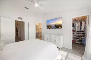 1058 Albany Ct, Naples, FL 34105 - Photo 9