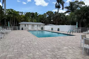 3002 Sandpiper Bay Cir, Naples, FL 34112 - Photo 29