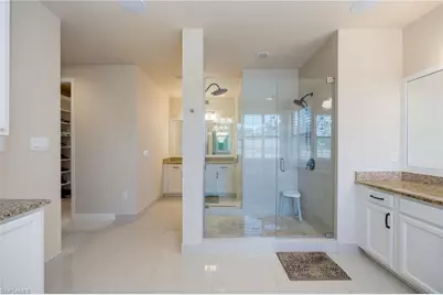3335 Pacific Dr, Naples, FL 34119 - Photo 21