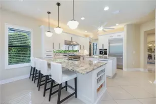 3335 Pacific Dr, Naples, FL 34119 - Photo 7