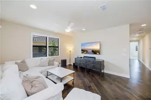 3335 Pacific Dr, Naples, FL 34119 - Photo 31