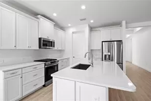 2968 Heritage Pnes Dr, Fort Myers, FL 33905 - Photo 5