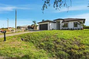 4221 22nd St SW, Lehigh Acres, FL 33976 - Photo 3