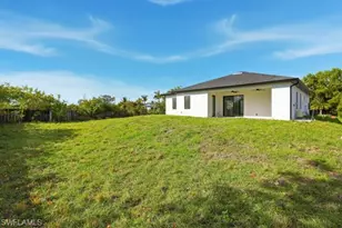 4221 22nd St SW, Lehigh Acres, FL 33976 - Photo 31