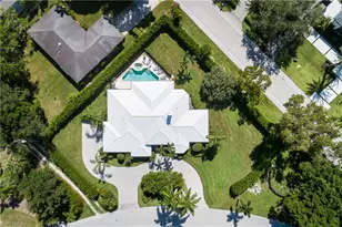 420 Palm Cir E, Naples, FL 34102 - Photo 41