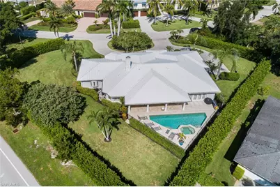 420 Palm Cir E, Naples, FL 34102 - Photo 39