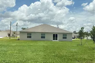 337 Marabou Dr, Lehigh Acres, FL 33974 - Photo 3